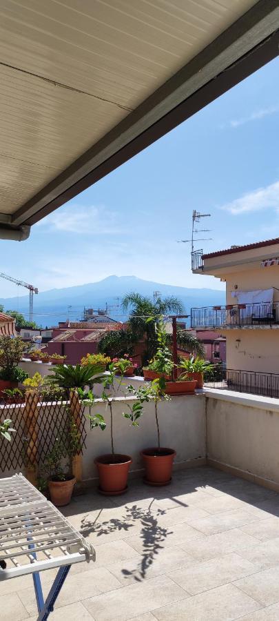 Naxos Enjoy Apartments จีอาร์ดีนี นักซอส ภายนอก รูปภาพ
